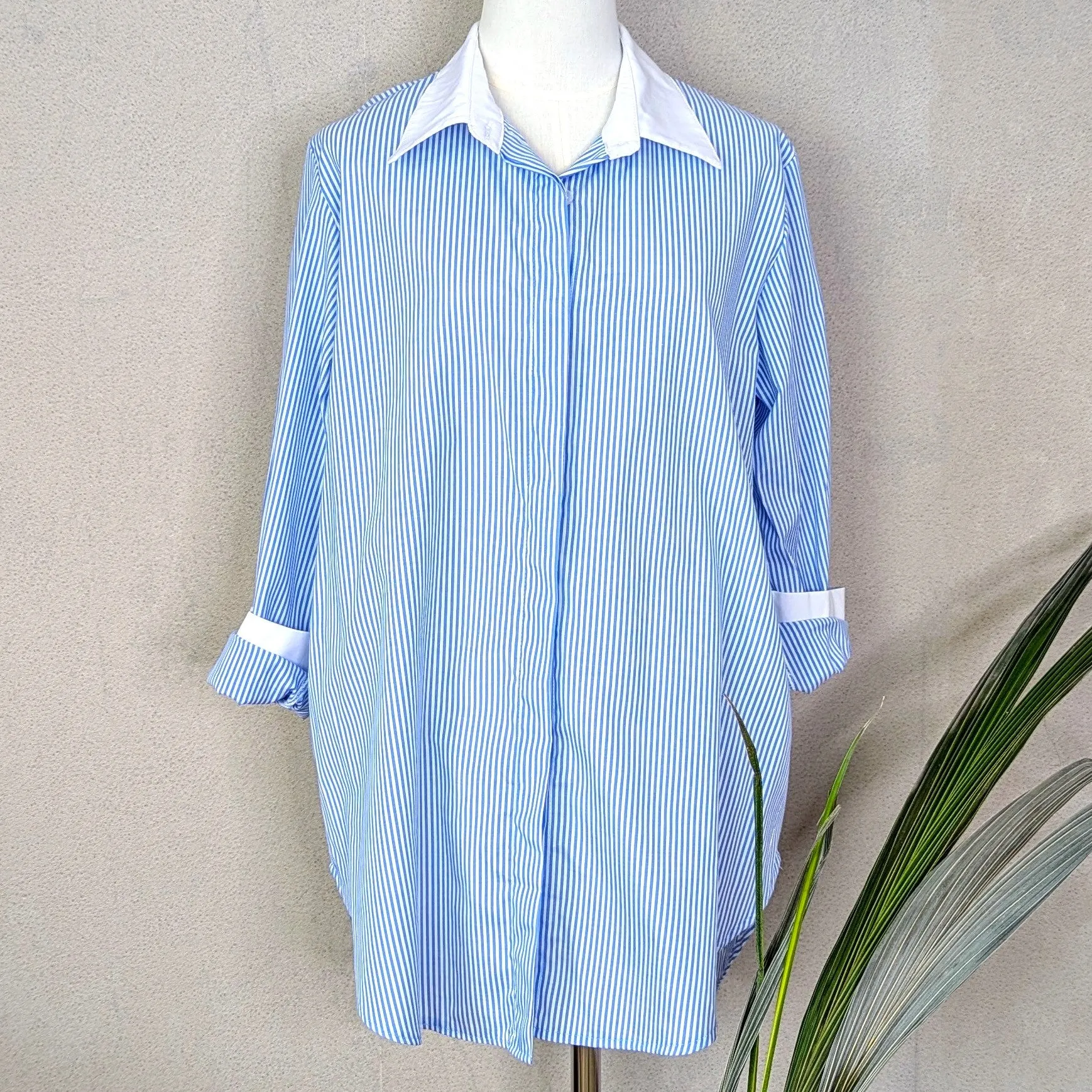 Cotton elastane mix striped shirt with plain collar and cuffs (M-L)