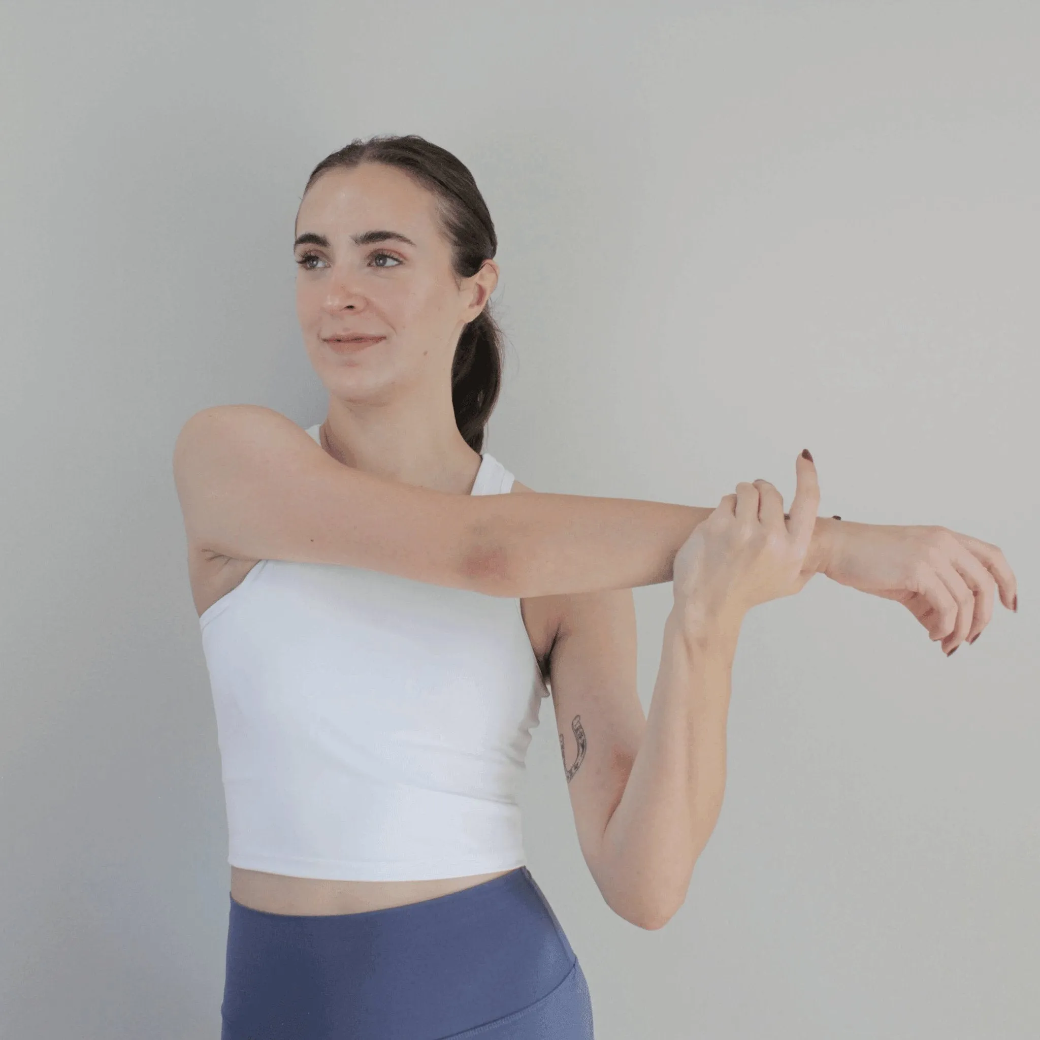 GO BEYOND Crop Tank Top - Shea