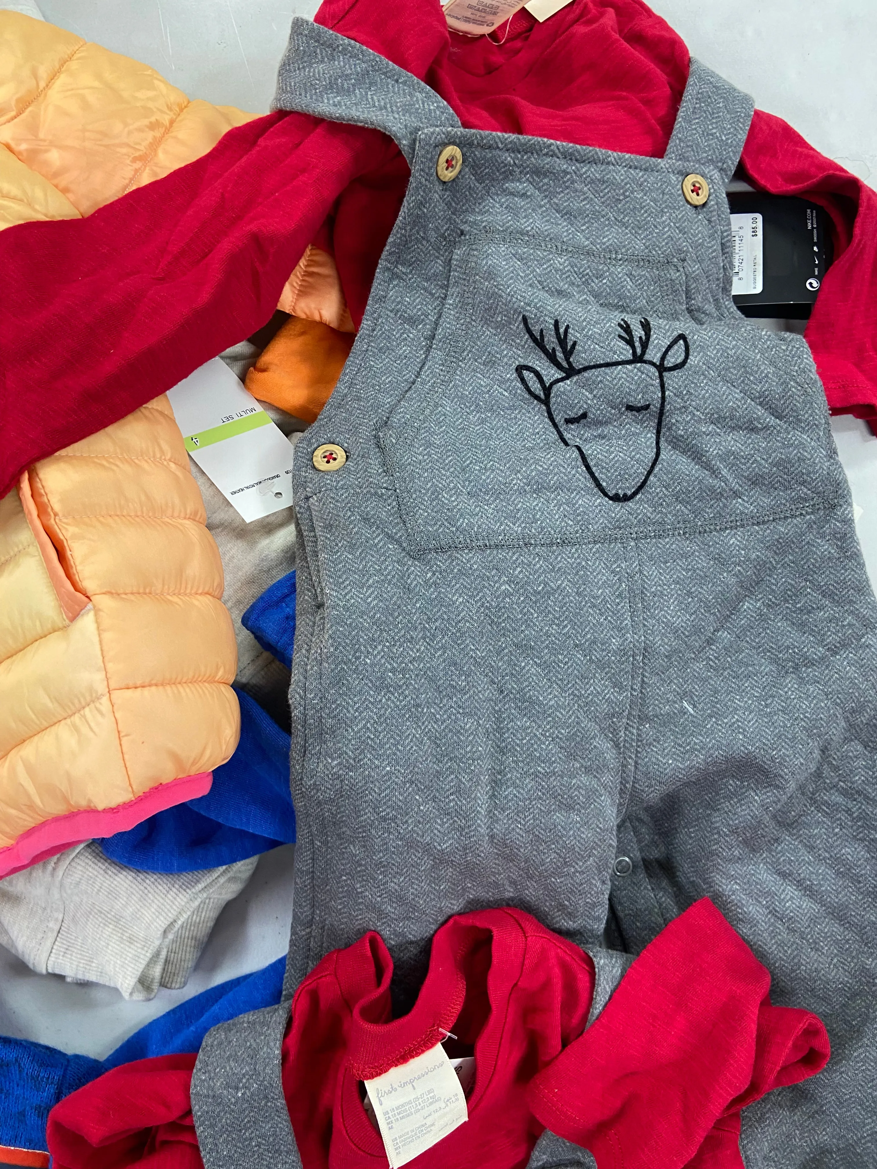 Kid's Clothing Assorted Wholesale Lot, NIKE, HURLEY, NICKELODEON, DISNEY, ROTHSCHILD, FAMILY PJS, FIRST IMPRESSIONS and more, 17 items, Shelf Pulls, MSRP $716