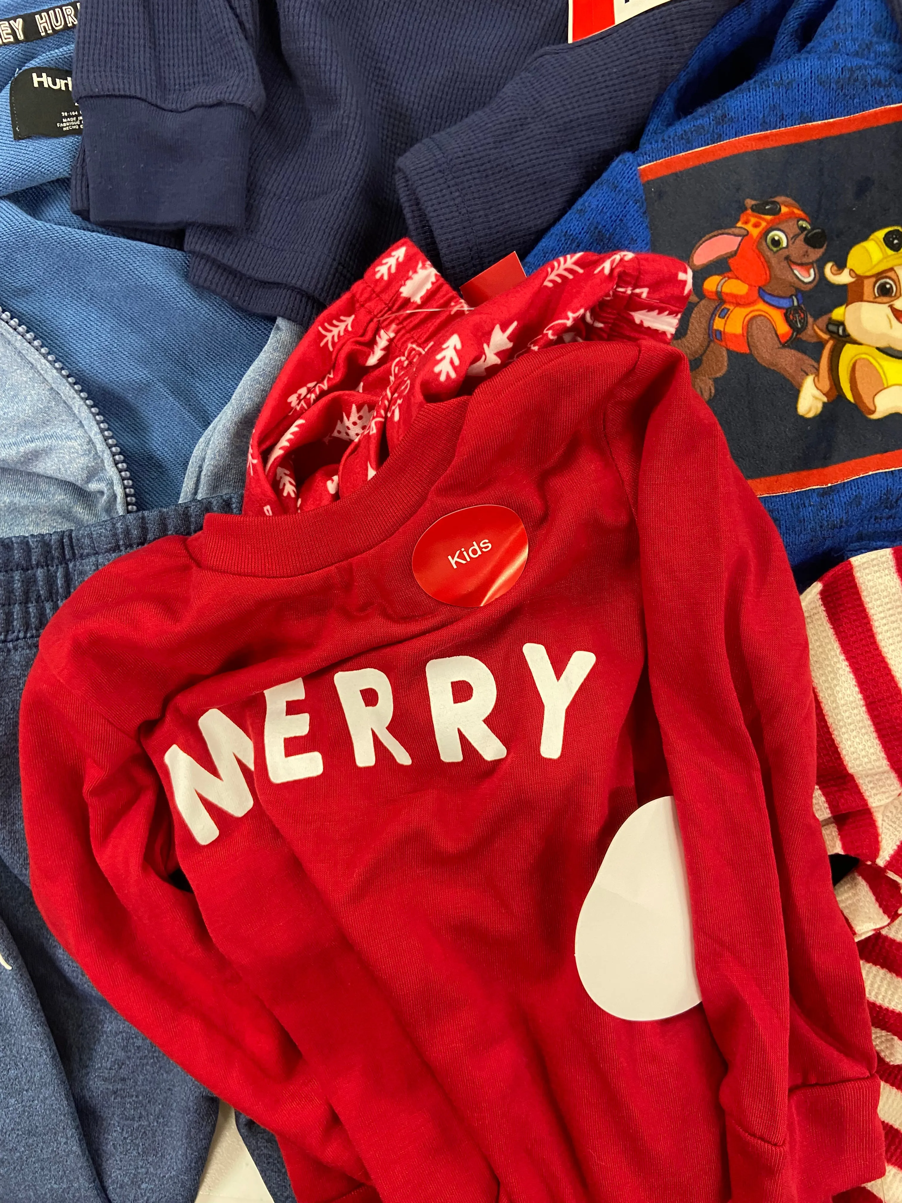 Kid's Clothing Assorted Wholesale Lot, NIKE, HURLEY, NICKELODEON, DISNEY, ROTHSCHILD, FAMILY PJS, FIRST IMPRESSIONS and more, 17 items, Shelf Pulls, MSRP $716