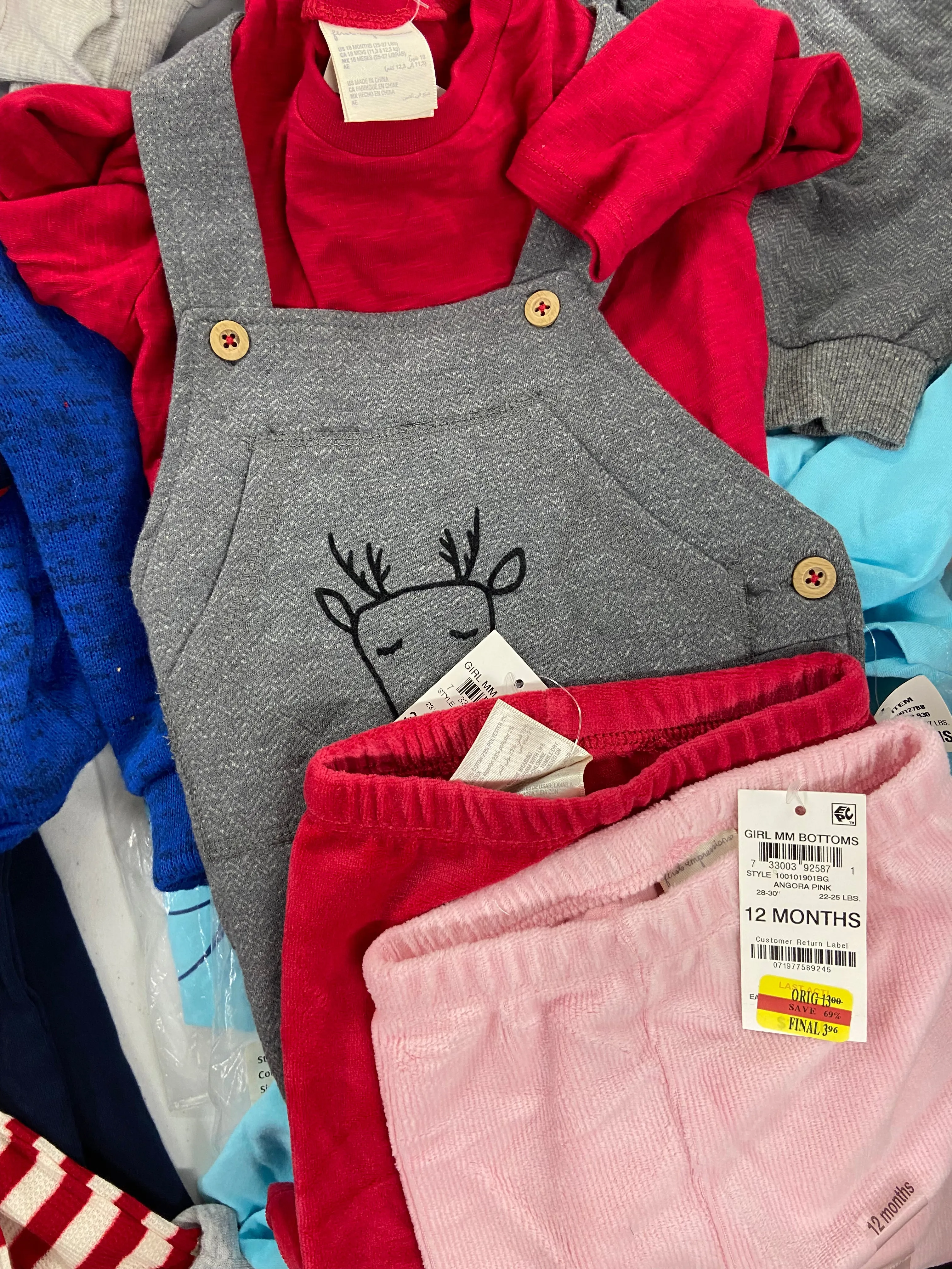 Kid's Clothing Assorted Wholesale Lot, NIKE, HURLEY, NICKELODEON, DISNEY, ROTHSCHILD, FAMILY PJS, FIRST IMPRESSIONS and more, 17 items, Shelf Pulls, MSRP $716