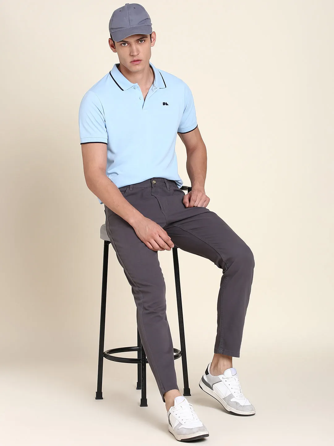 Men's Dark Grey Solid Chino