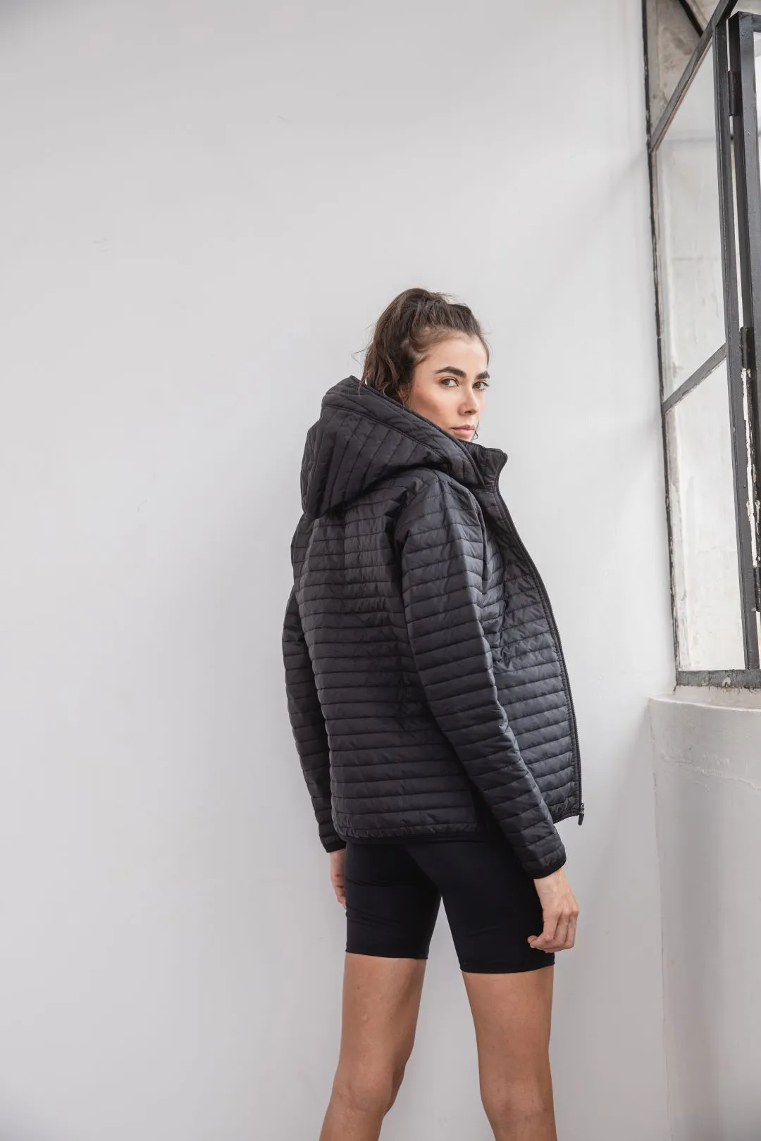 SKINNY BLK PUFFER