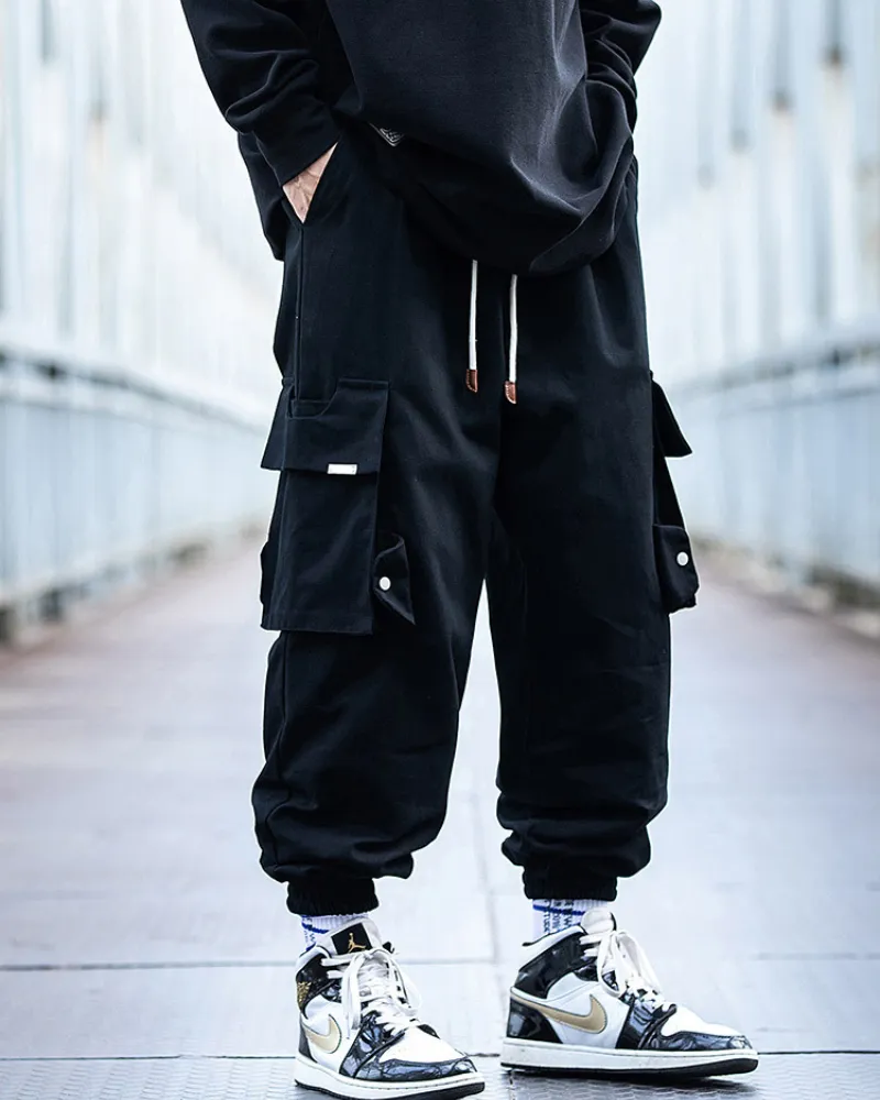 Streetwear Black Loose Large-Pocket Cargo Pants